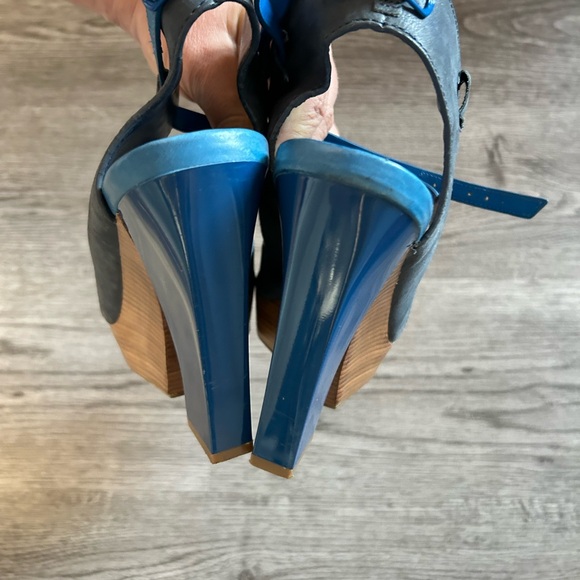Maria Sharapova by Cole Haan Blue Platform Sandals | 8 - Picture 6 of 10